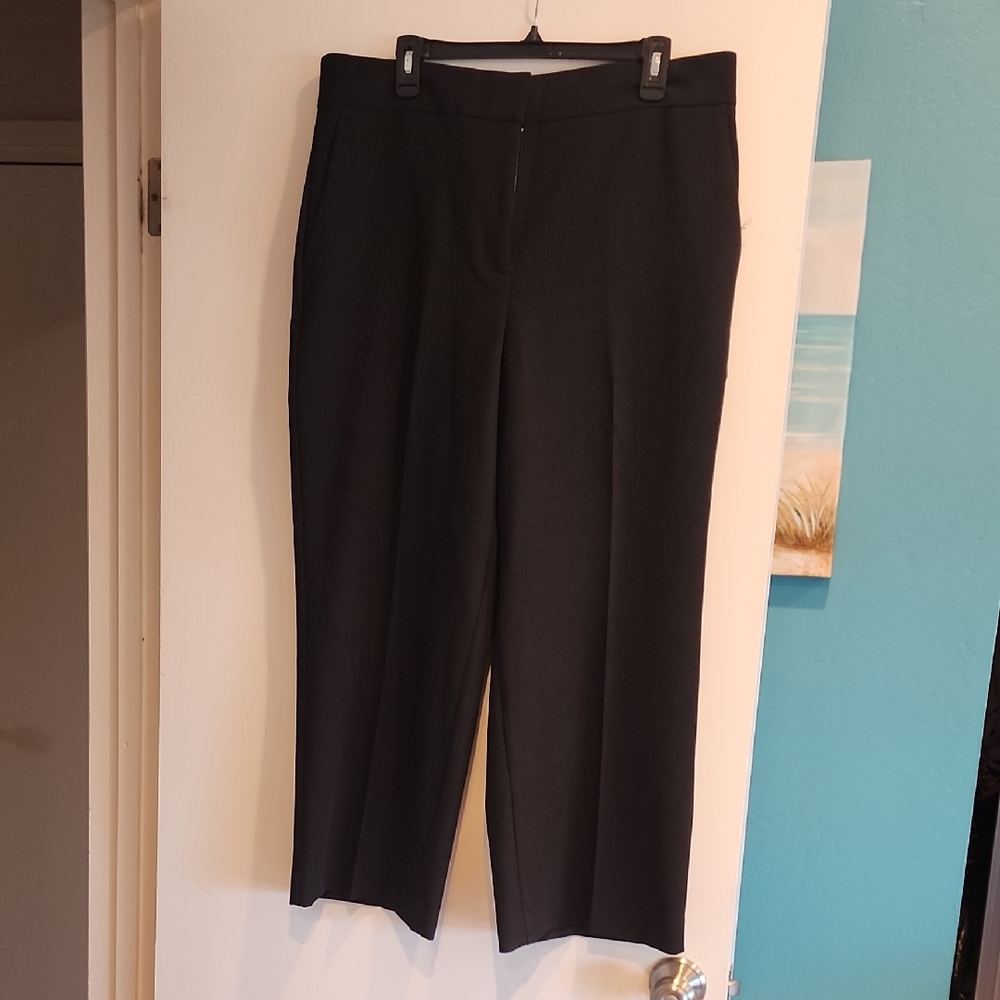 Ann Taylor Black Wide Leg Crop Pants